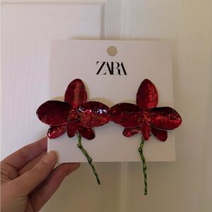 Zara Elegant Green Earrings